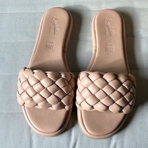 Seychelles sandals worn once